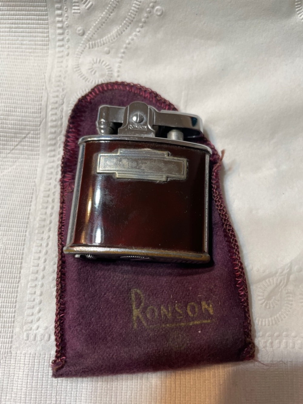 Ronson Men’s Brown Table Lighter with Branded Pouch